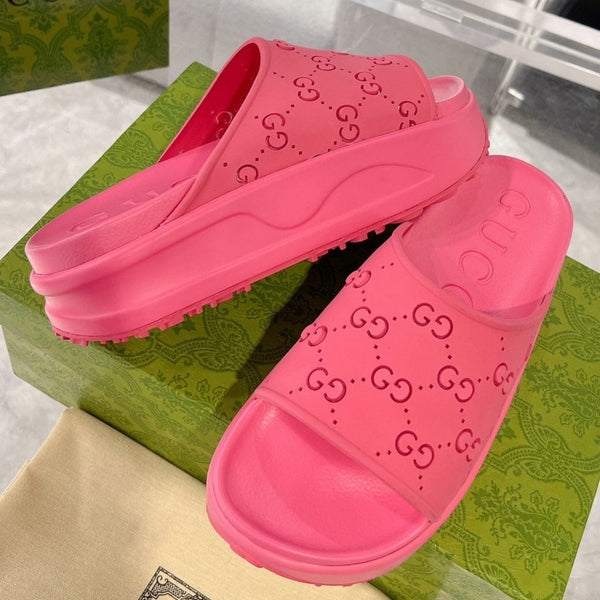 Sandalo GC 25 Monogram Slide da 50 mm in pelle di vacchetta rosa 292396