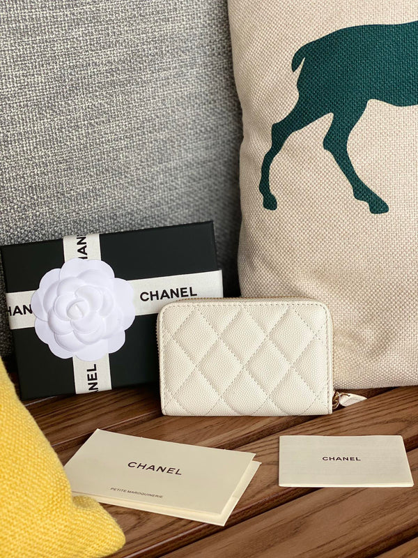 cc zipped wallet 11cm white caviar gold hardware