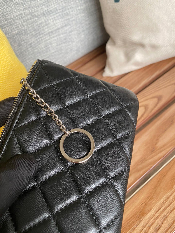 cc zipped wallet 14cm black lambskin silver hardware