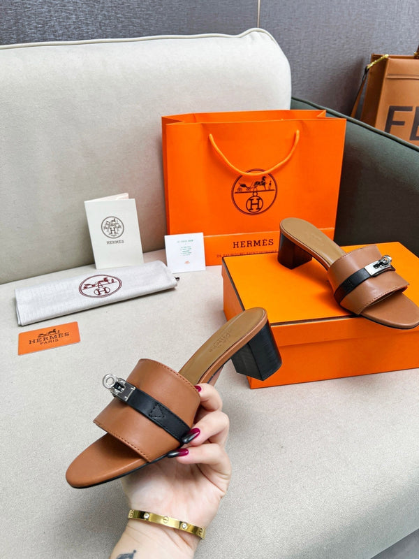 Gigi 50 Sandal Tan Black Calfskin