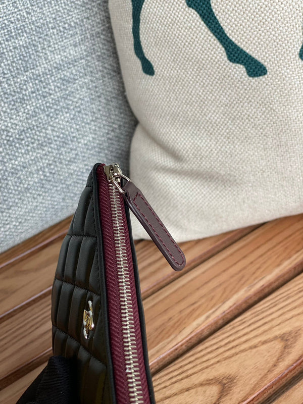 cc zipped wallet 15 black lambskin silver hardware