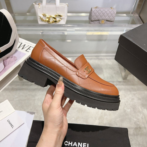 CC Moccasins 45mm Brown Orange Lambskin