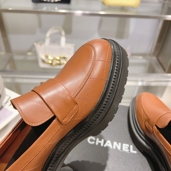 CC Moccasins 45mm Brown Orange Lambskin