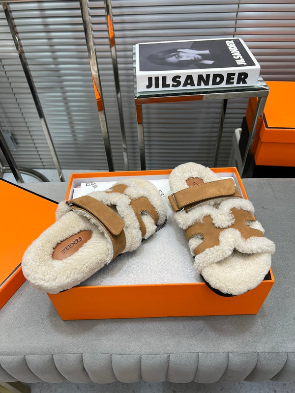 HM Chypre Sandal In Vintage Brown Suede And Fleece Lining 953823