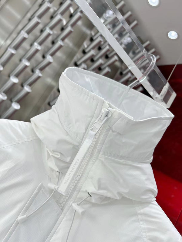 C. Goose Down jacket White Polyester 0040