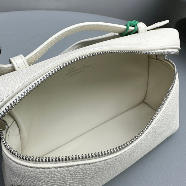 Borsa in pelle di mucca bianca Extra Pocket L19