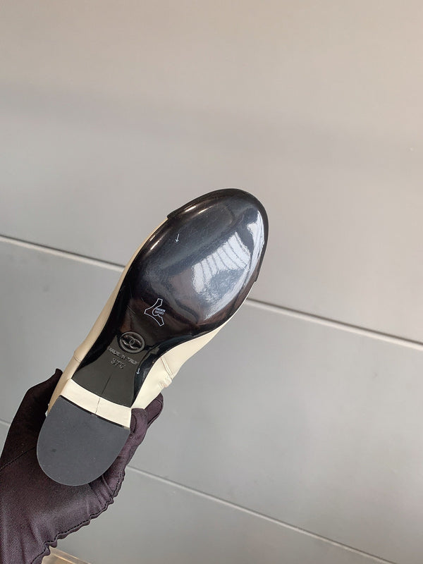 CC Square Toe Ankle Boots 70mm White Black Cowhide 464566