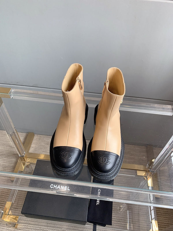 CC Cap Toe Ankle Boots Black Beige Cowhide 464571