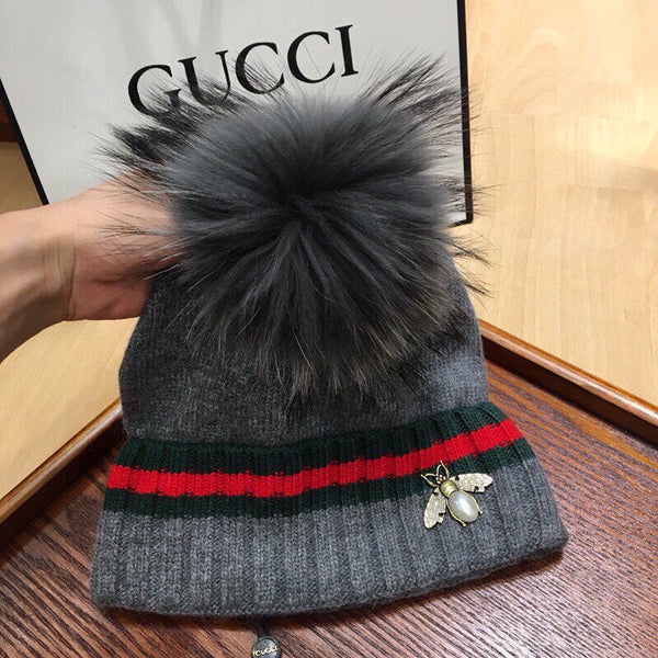 SET SCIARPA E CAPPELLO IN LANA E CASHMERE GRIGIO SQUALO 945024 