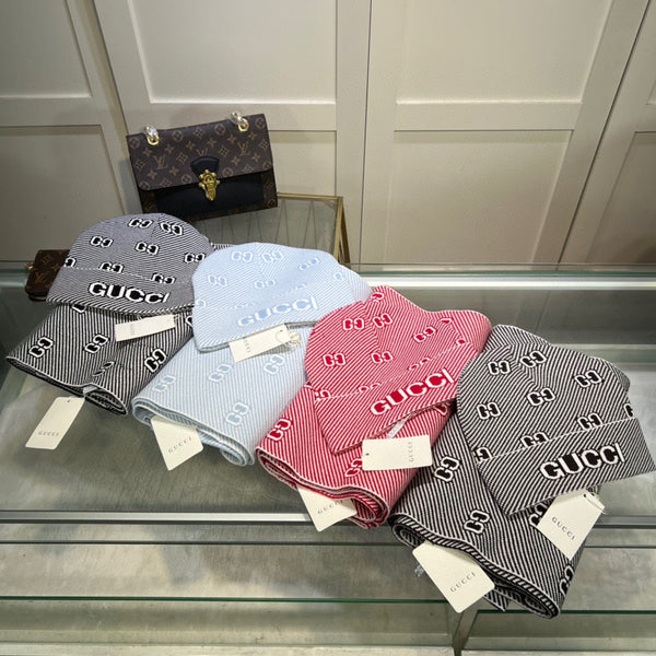 SET SCIARPA E CAPPELLO IN PUNCH PINK MIX BIANCO LANA E CASHMERE 946332 