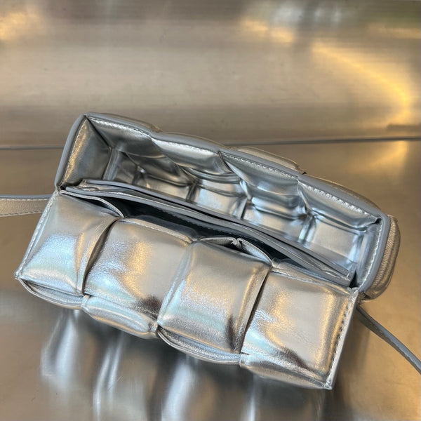 MINI CASSETTA 18 IN PELLE D'AGNELLO ARGENTO