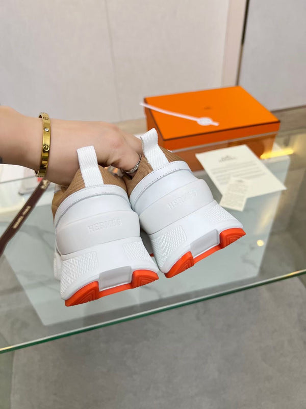 Sneaker HM Giga 50 in tela color salmone, pelle di capra bianca e arancione