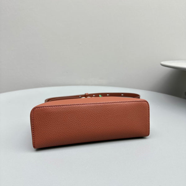 Borsa in pelle di mucca marrone Extra Pocket L19