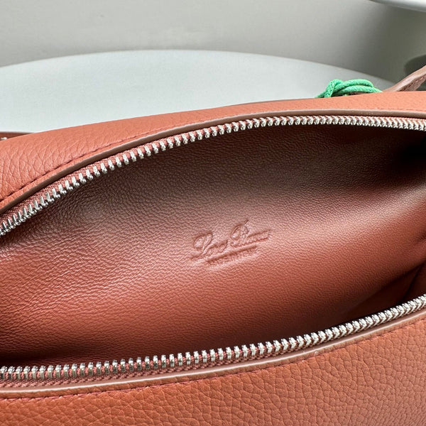 Borsa in pelle di mucca marrone Extra Pocket L19