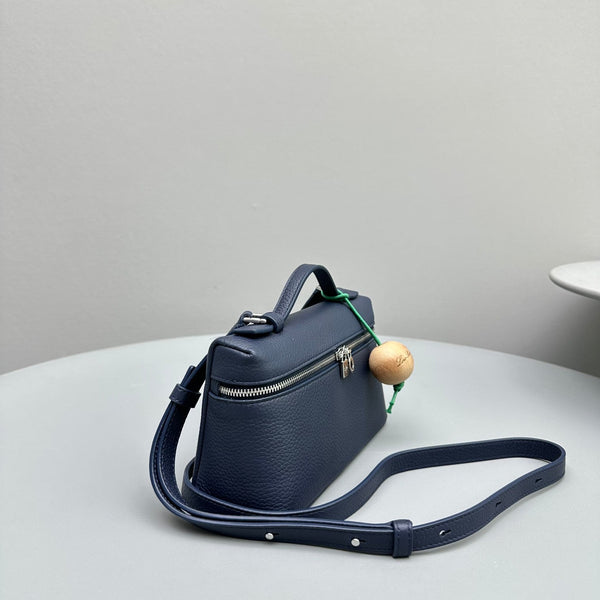 Extra Pocket L19 Navy Cowhide Shw