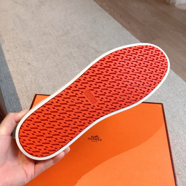 SNEAKER HM BOOMERANG IN PELLE DI VITELLO BIANCA E EGEA