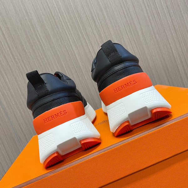 GIGA SNEAKER IN PELLE DI VITELLO NERA LUCIDA