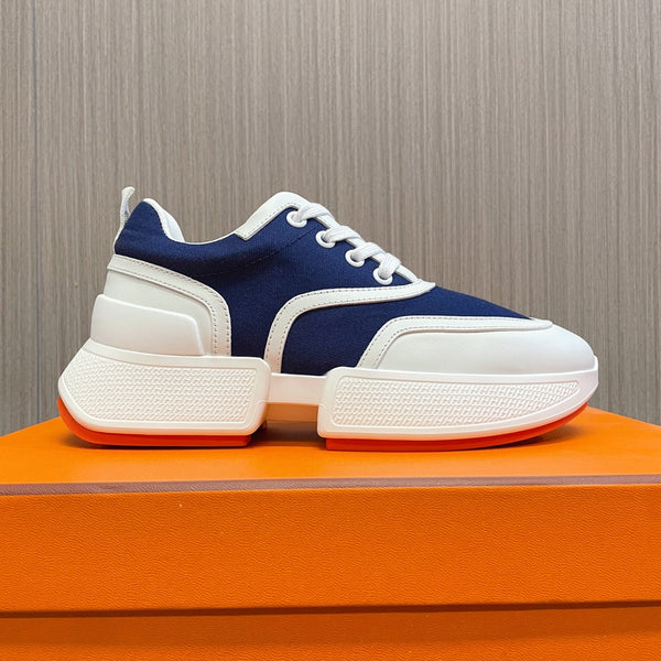 Sneaker HM Giga 50 in tela blu, pelle di capra bianca e arancione