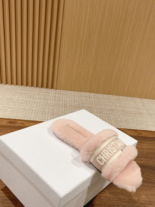 CD Dway Slide Pastel Pink Fleece Lining And Canvas Fabric