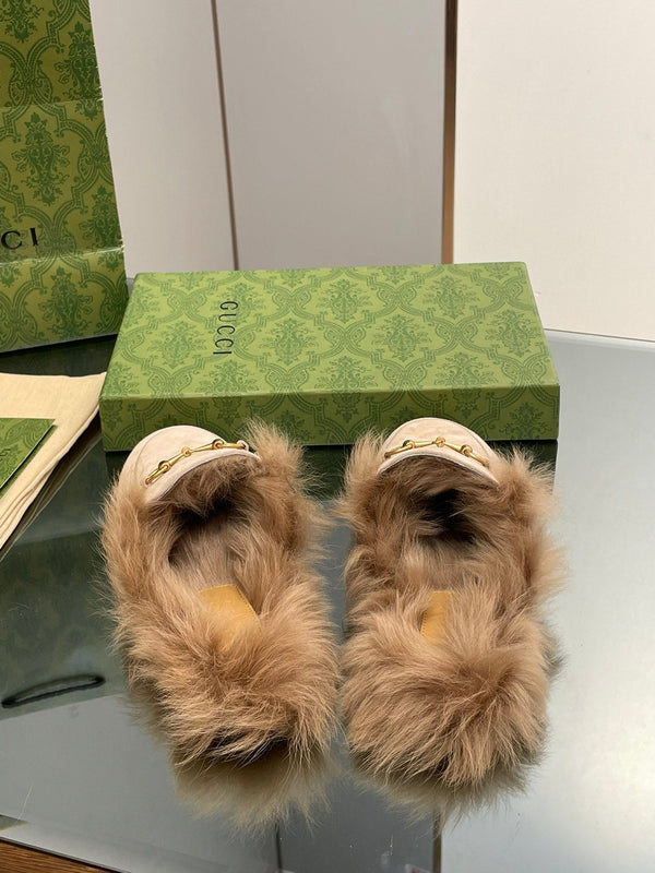 HORSEBIT MULE IN TAN BROWN SUEDE AND LAMB WOOL LINING