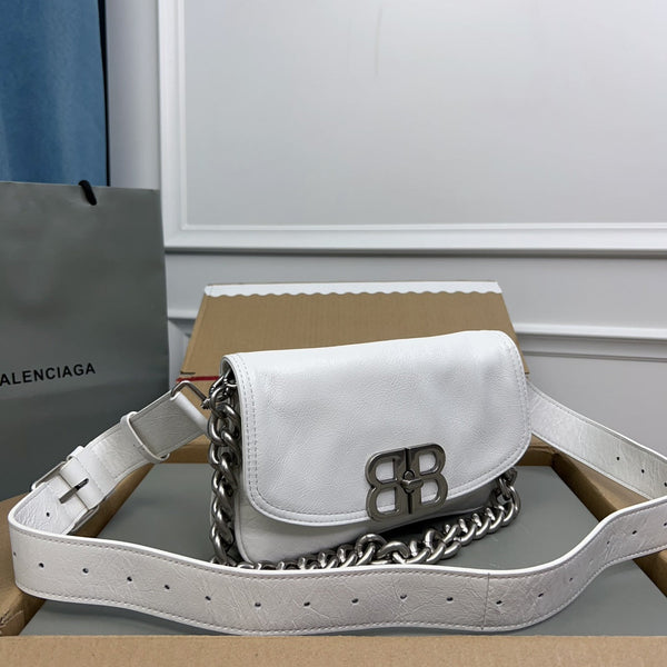 BB SOFT FLAP BAG 24 IN WHITE PEACH CALFSKIN SILVER HARDWARE