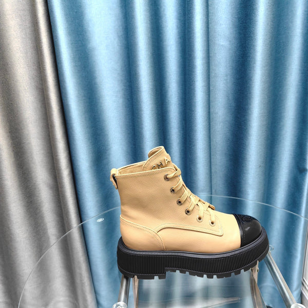 CC Ankle Boots Beige Lambskin