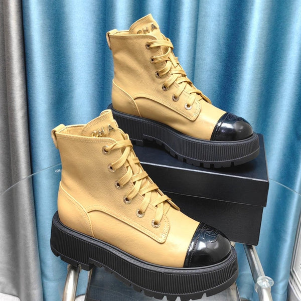 CC Ankle Boots Beige Lambskin