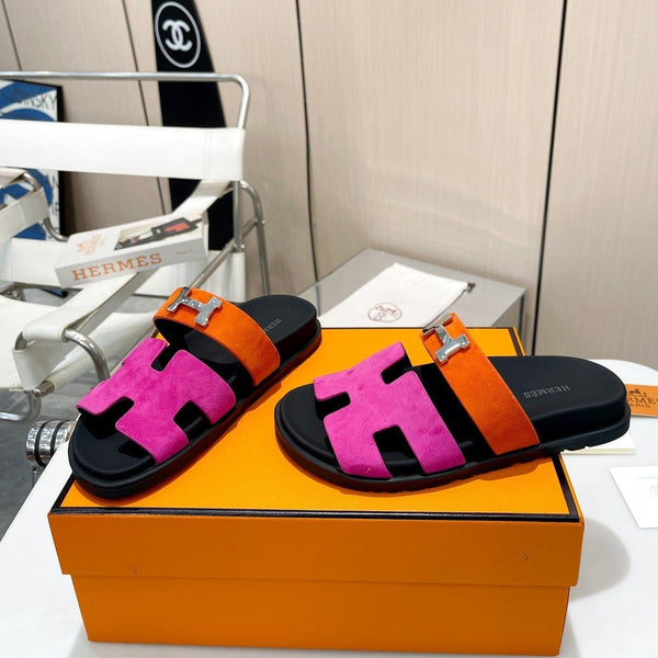 HM CHYPRE SANDAL PINK AND FIRE WITH H-BUCKLE SUEDE