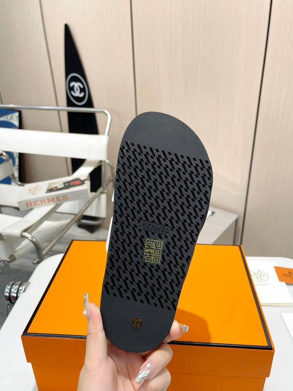 SANDALO HM CYPRUS BIANCO CON FIBBIA A H IN PELLE DI VITELLO