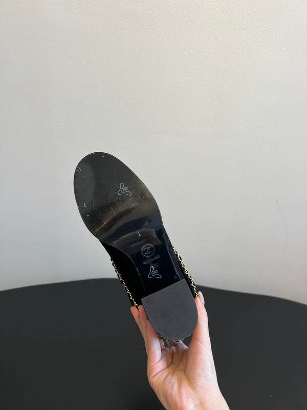 Stivali corti CC neri con catena in pelle scamosciata e vacchetta 944963