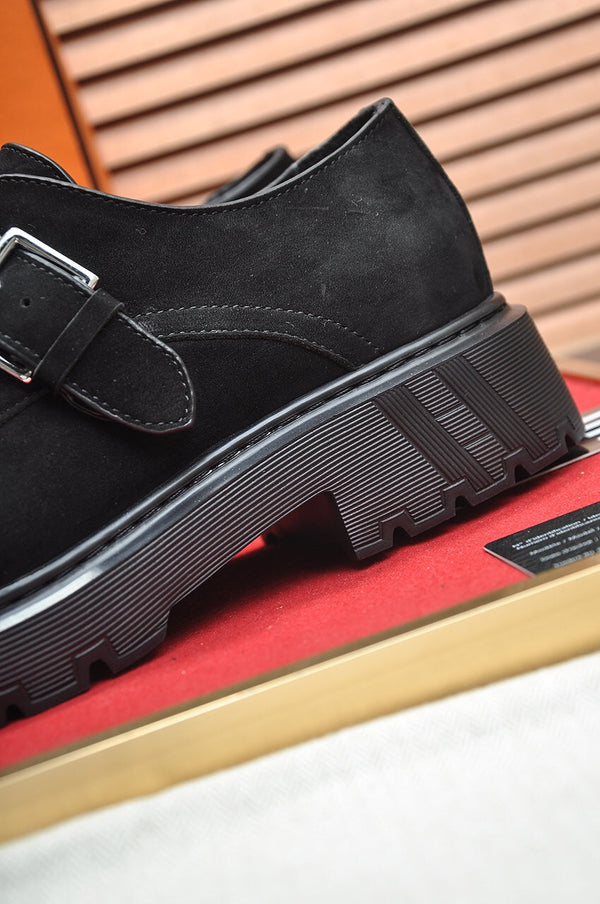 HM MONK STRAP BLACK SUEDE