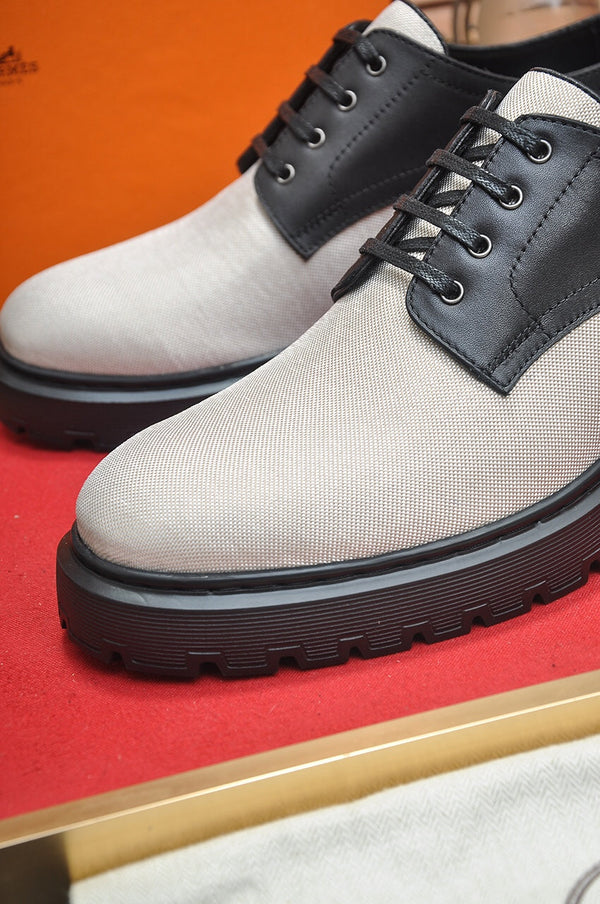 SCARPA DA TRAMPING HM DANIEL IN TESSUTO TRASPIRANTE NERO E CREMA