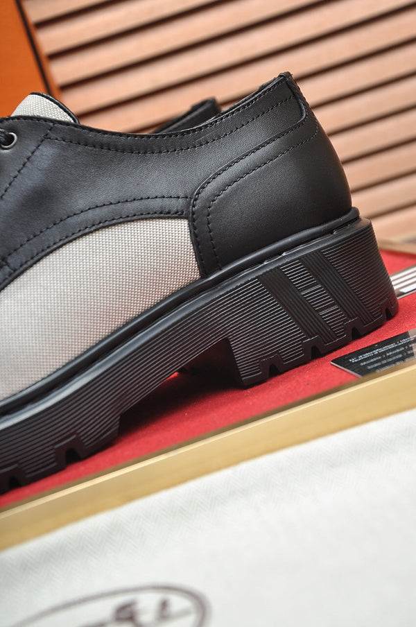 SCARPA DA TRAMPING HM DANIEL IN TESSUTO TRASPIRANTE NERO E CREMA