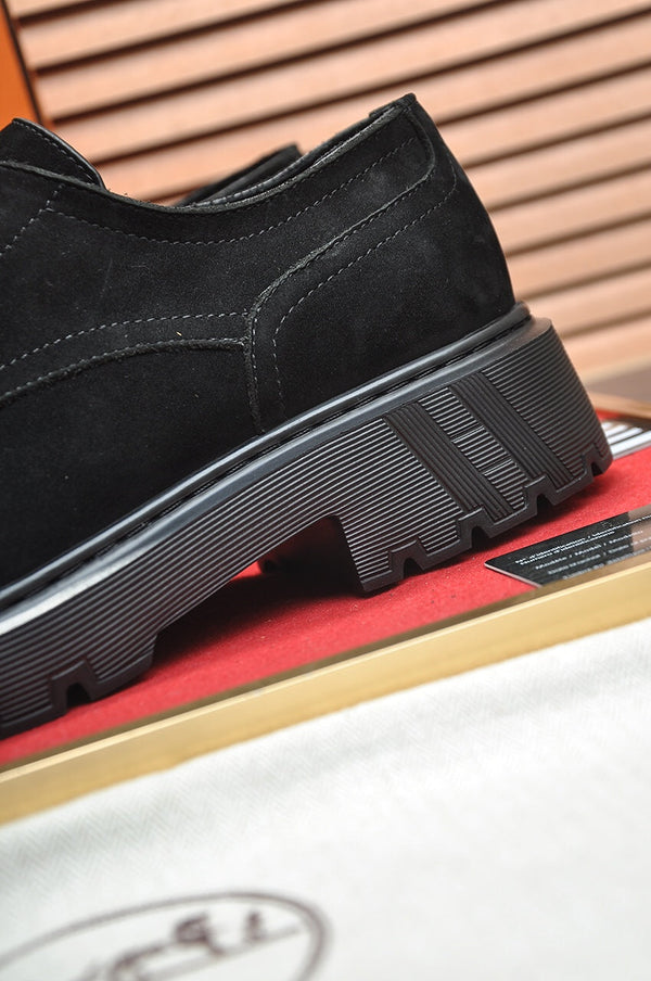 SCARPA DA TRAMPING HM DANIEL IN CAMOSCIO NERO