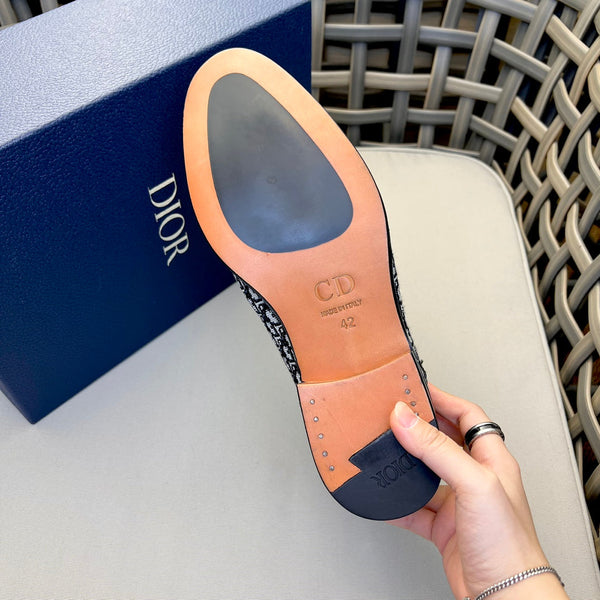 CD HOMME LACE-UP ANKLE BOOT BLACK AND WHITE CALFSKIN