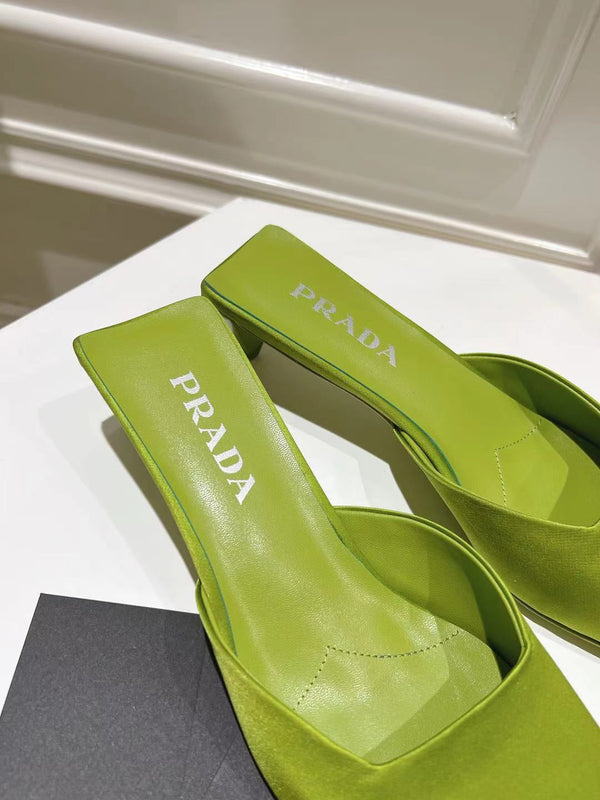 PRA SQUARE TOE MULES PEAR SATIN