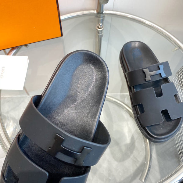 Sandalo Cyprus in pelle nera