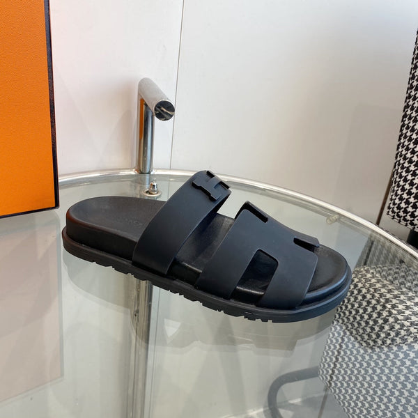 Sandalo Cyprus in pelle nera