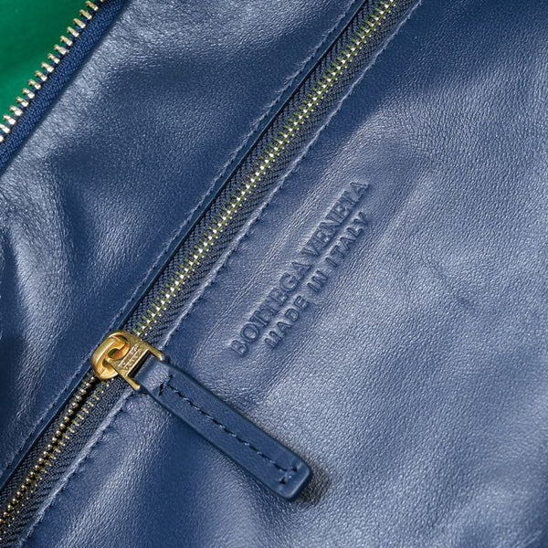 piccola jodie 48 blu in pelle di agnello 