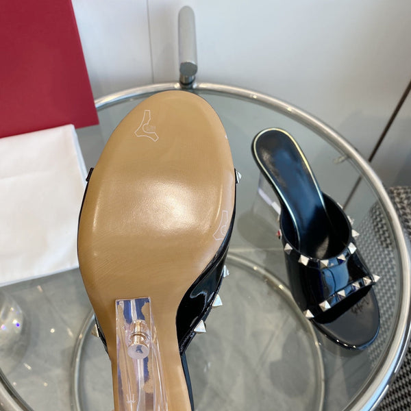 Mules Rockstud in pelle verniciata nera da 80 mm