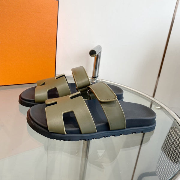 Sandalo Cipro in pelle di vitello color argilla mastice