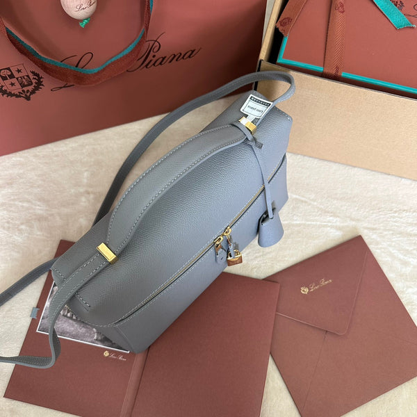 BORSA EXTRA L27 IN PELLE DI VITELLO LISCIA GRIGIO FRESCO CON FERRAMENTA ORO