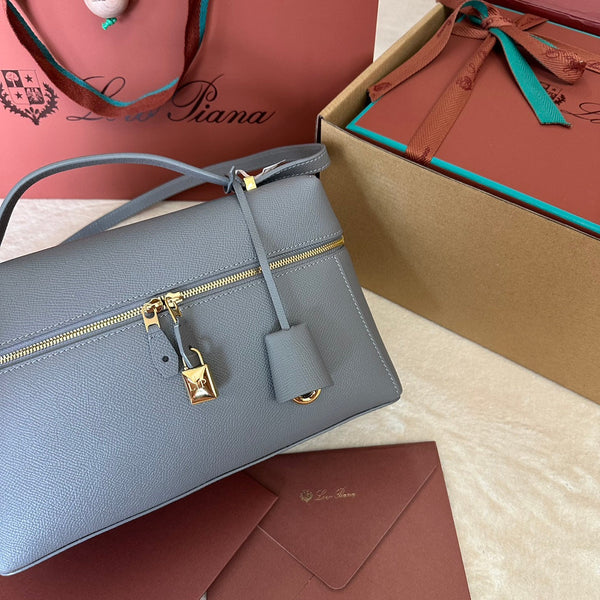 BORSA EXTRA L27 IN PELLE DI VITELLO LISCIA GRIGIO FRESCO CON FERRAMENTA ORO