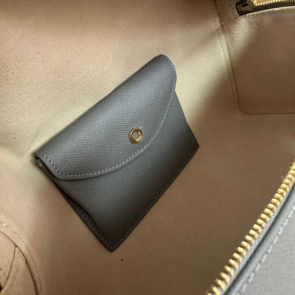 BORSA EXTRA L27 IN PELLE DI VITELLO LISCIA GRIGIO FRESCO CON FERRAMENTA ORO