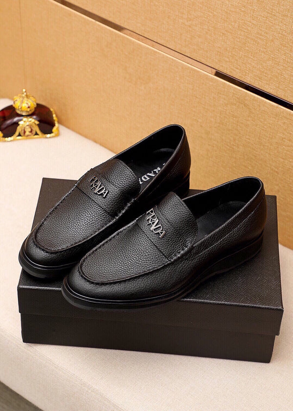 PRA LOAFER IN BLACK GRAINED CALFSKIN