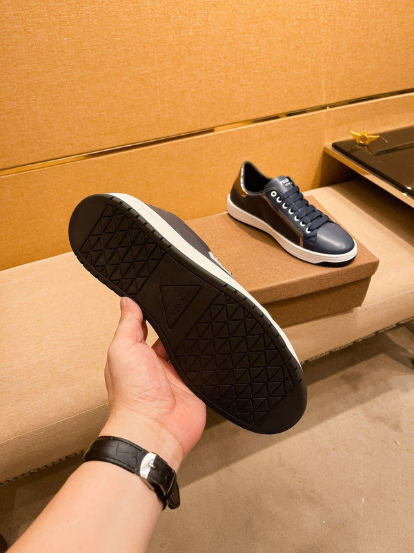 PRA SNEAKER IN NAVY BLUE CALFSKIN WITH GLOSSY GOLDEN