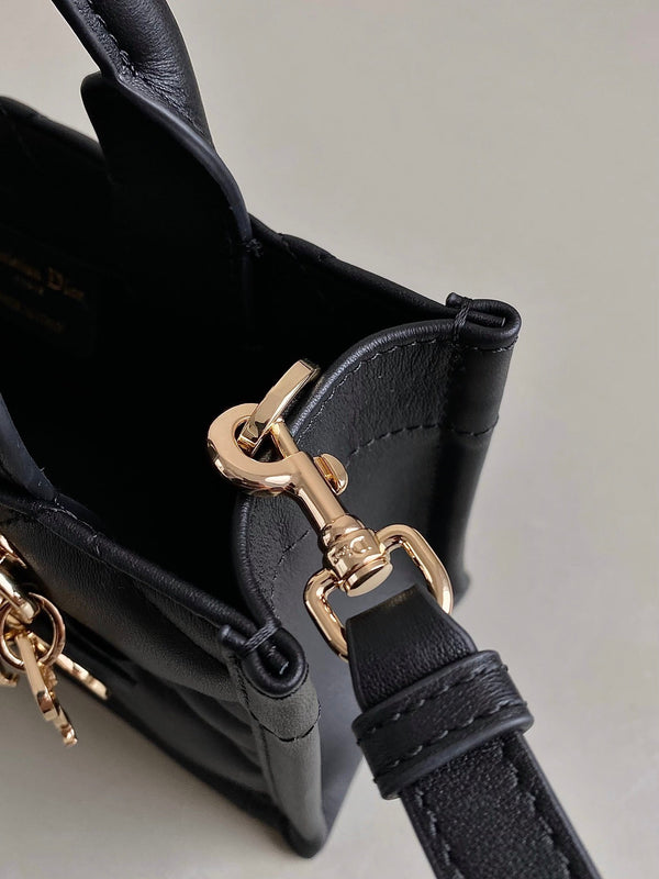 MINI BOOK TOTE 21 NERO MACROCANNAGE PELLE DI VITELLO