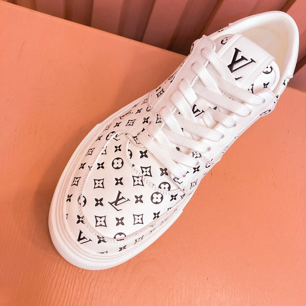 LV TRAINER SNEAKER IN WHITE MIX BLACK MONOGRAM CALFSKIN
