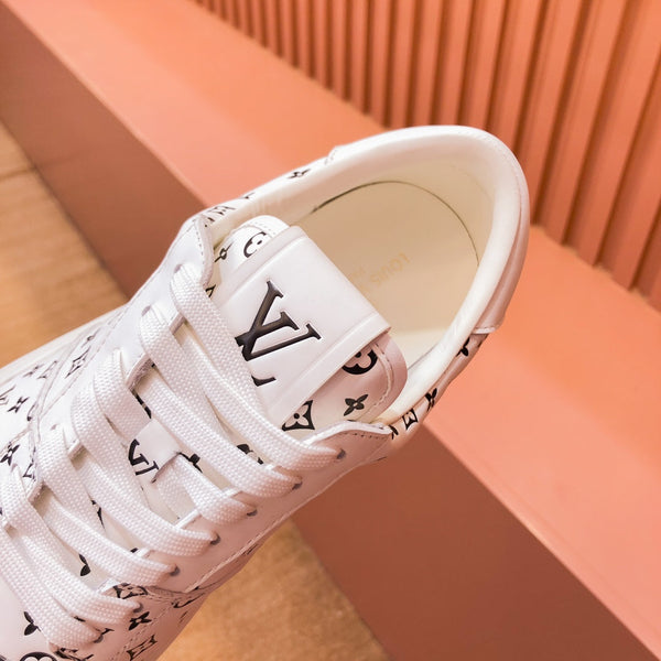 LV TRAINER SNEAKER IN WHITE MIX BLACK MONOGRAM CALFSKIN