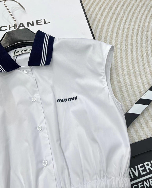 Completo gonna gilet senza maniche Miu